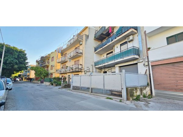casa indipendente in vendita a Palermo in zona Mezzomonreale