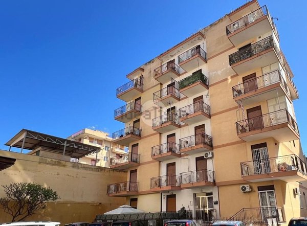 appartamento in vendita a Palermo in zona Acqua dei Corsari