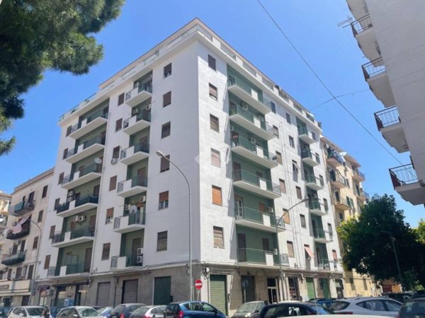 appartamento in vendita a Palermo in zona Zisa