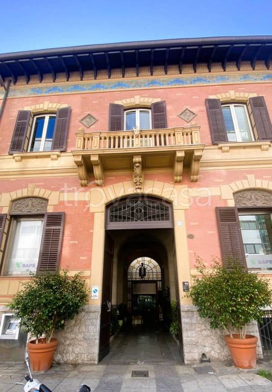 ufficio in vendita a Palermo in zona Libertà