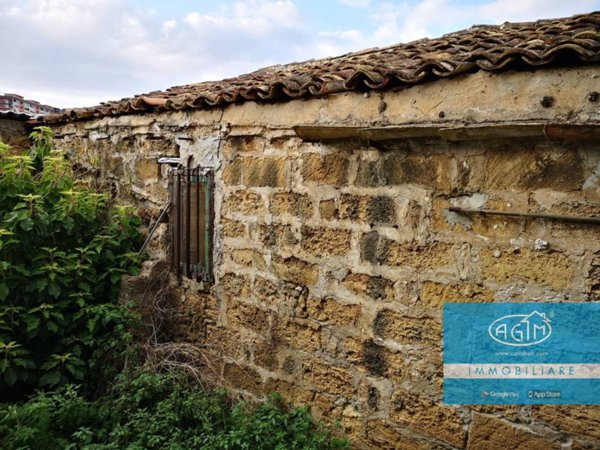 casa indipendente in vendita a Palermo in zona Zisa