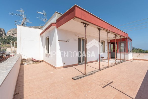 appartamento in vendita a Palermo in zona Arenella/Vergine Maria