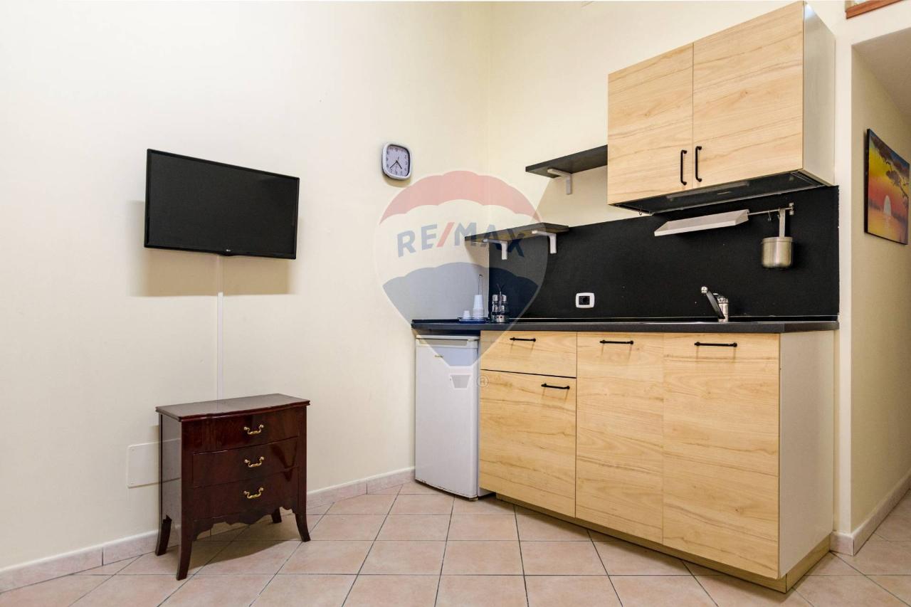 appartamento in vendita a Palermo in zona Malaspina/Palagonia