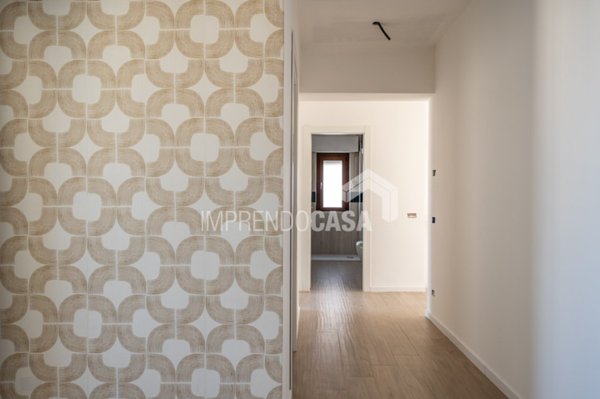 appartamento in vendita a Palermo in zona Malaspina/Palagonia