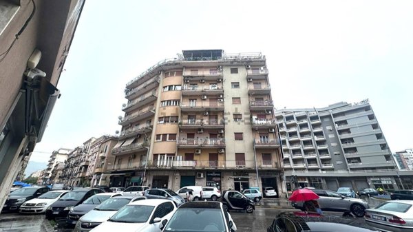 appartamento in vendita a Palermo in zona Malaspina/Palagonia