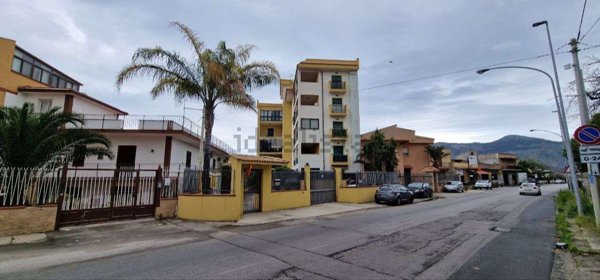 appartamento in vendita a Palermo in zona San Lorenzo
