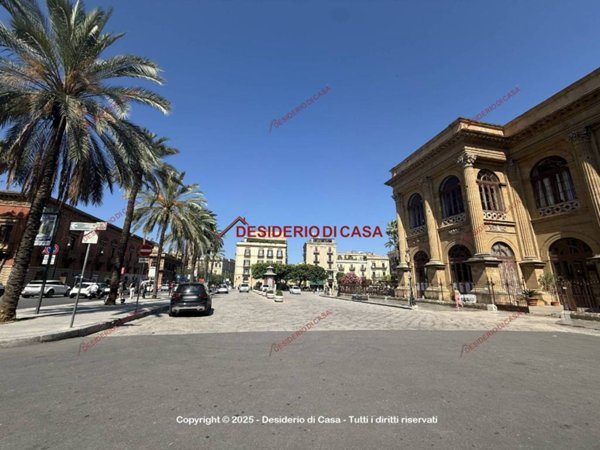 appartamento in vendita a Palermo in zona Centro storico
