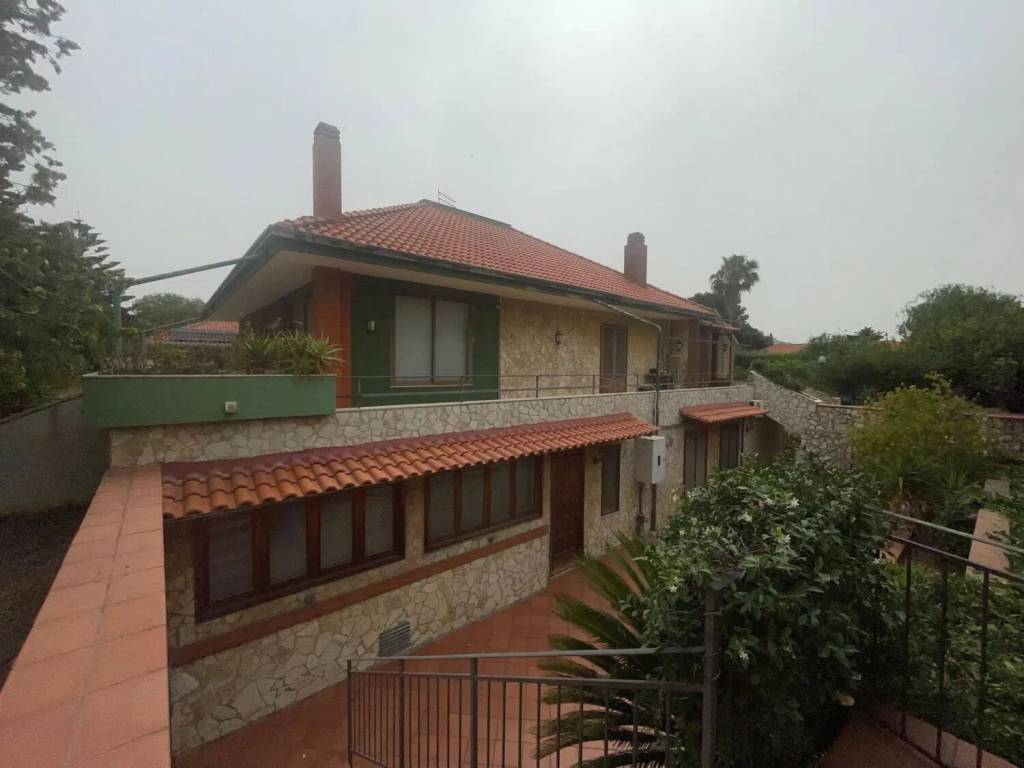 casa indipendente in vendita a Palermo in zona Pallavicino