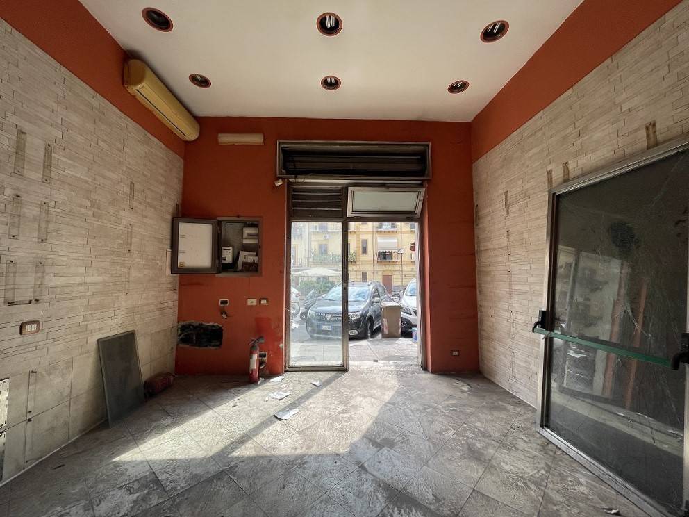 negozio in vendita a Palermo