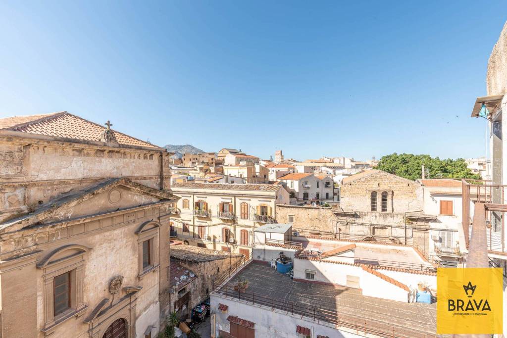 appartamento in vendita a Palermo in zona Centro storico