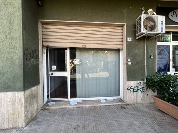 negozio in vendita a Palermo in zona Cruillas
