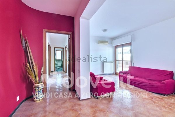 appartamento in vendita a Palermo in zona Malaspina/Palagonia