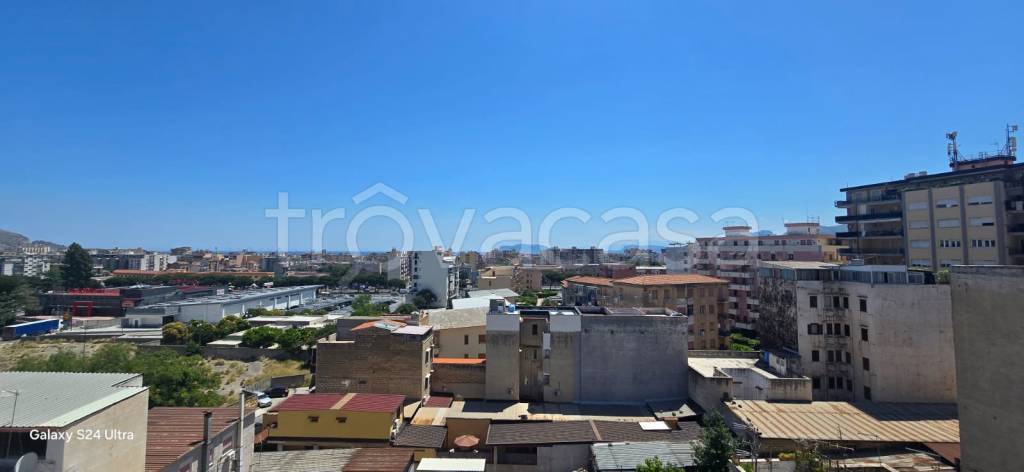 appartamento in vendita a Palermo in zona Altarello