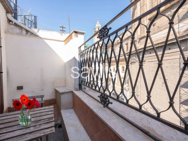 appartamento in vendita a Palermo in zona Centro storico
