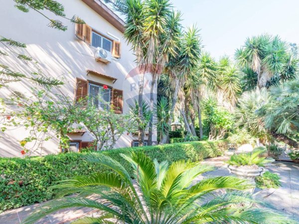 casa indipendente in vendita a Palermo in zona Pallavicino