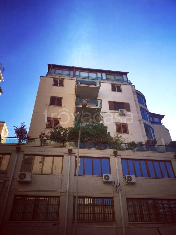 appartamento in vendita a Palermo in zona Libertà