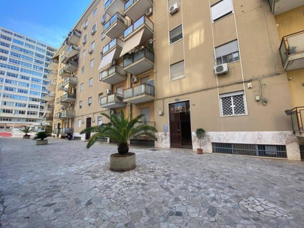appartamento in vendita a Palermo in zona Uditore