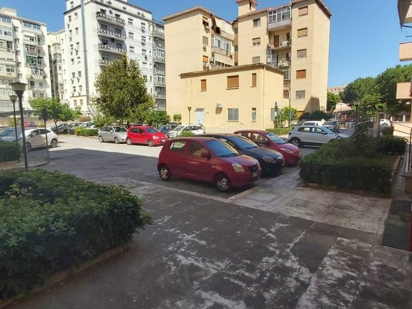 appartamento in vendita a Palermo in zona Resuttana