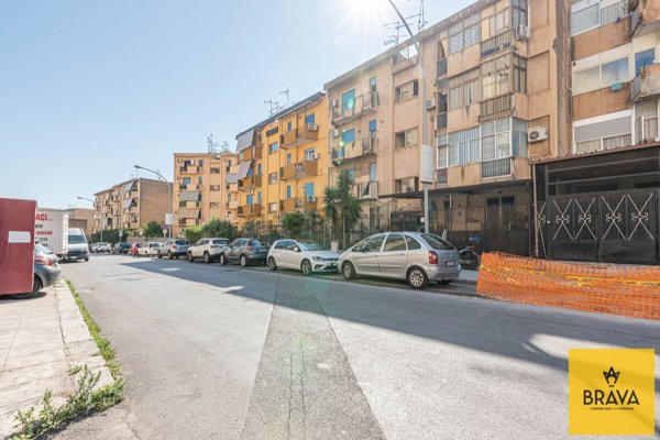 appartamento in vendita a Palermo in zona Montegrappa / Santa Rosalia