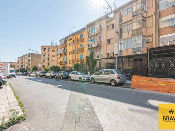 appartamento in vendita a Palermo in zona Montegrappa / Santa Rosalia