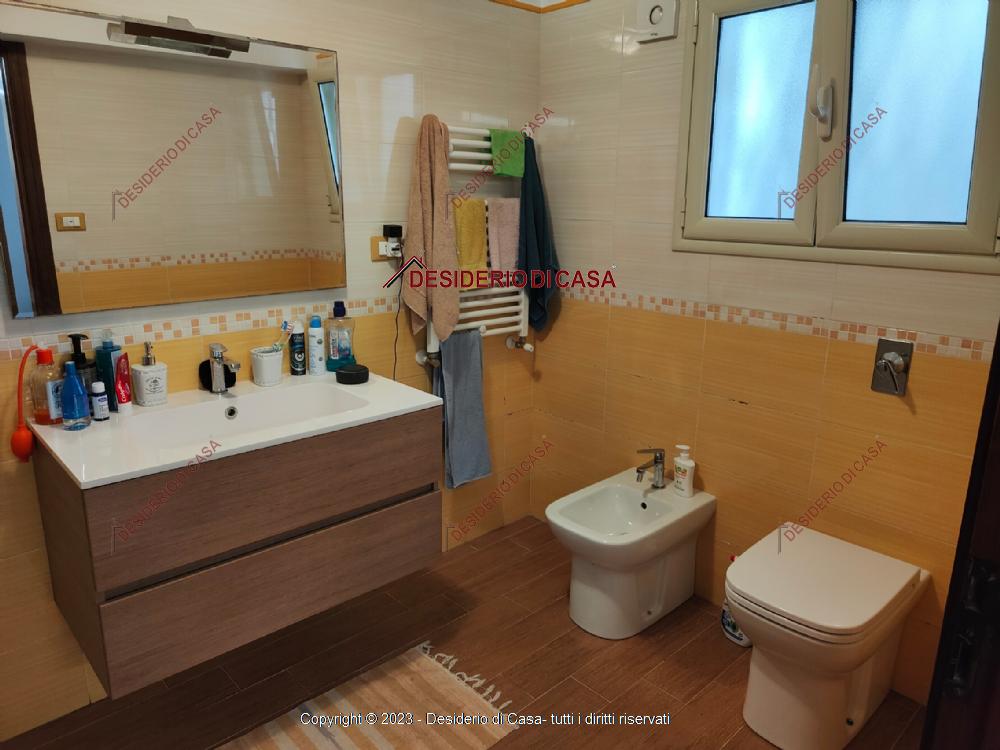 casa indipendente in vendita a Palermo in zona Libertà