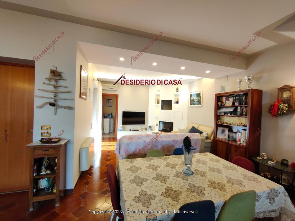 casa indipendente in vendita a Palermo in zona Libertà