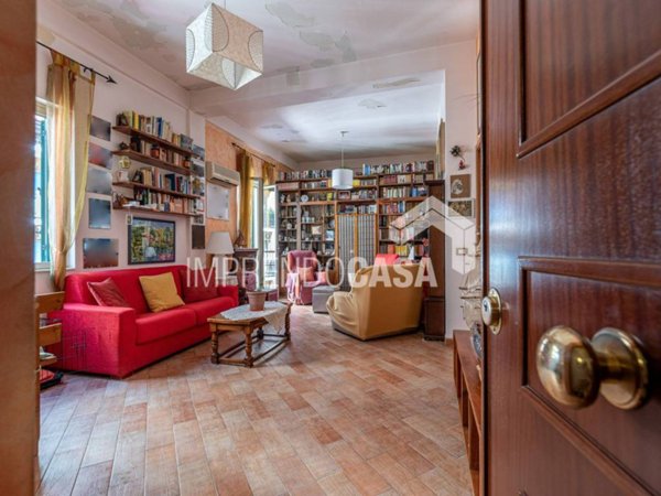 appartamento in vendita a Palermo in zona Politeama