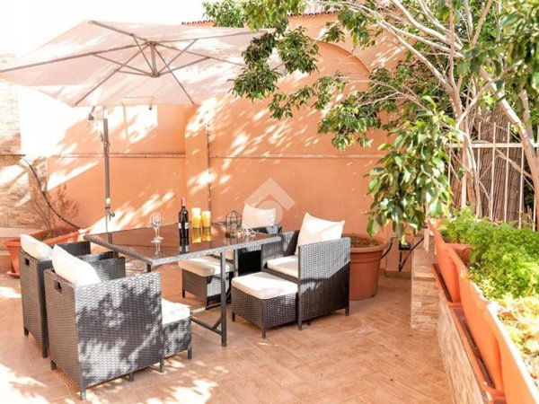 appartamento in vendita a Palermo in zona Mondello