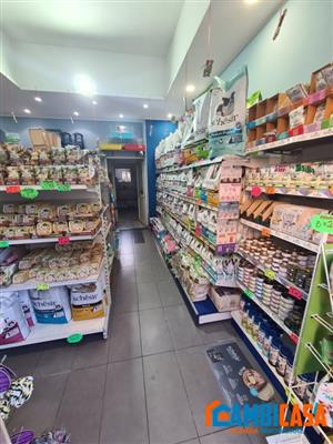 locale commerciale in vendita a Palermo in zona Oreto