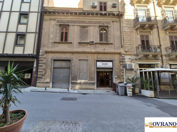 negozio in vendita a Palermo in zona Libertà