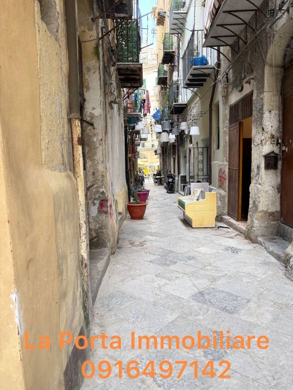 appartamento in vendita a Palermo in zona Centro storico