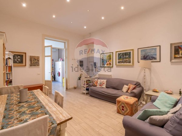 appartamento in vendita a Palermo in zona Malaspina/Palagonia