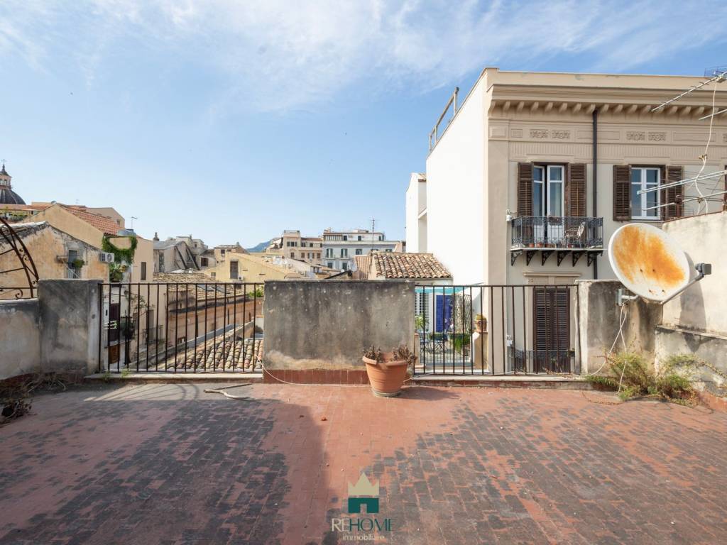 appartamento in vendita a Palermo in zona Centro storico