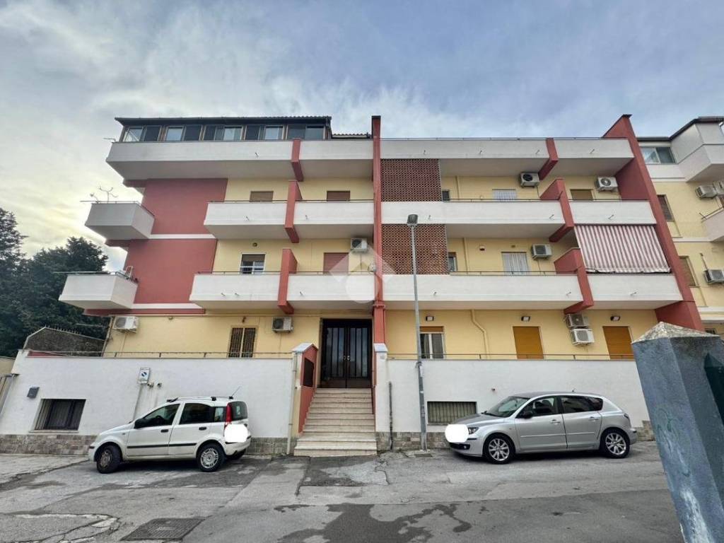 appartamento in vendita a Palermo in zona Baida