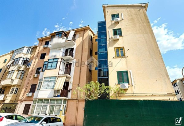 appartamento in vendita a Palermo in zona Mezzomonreale