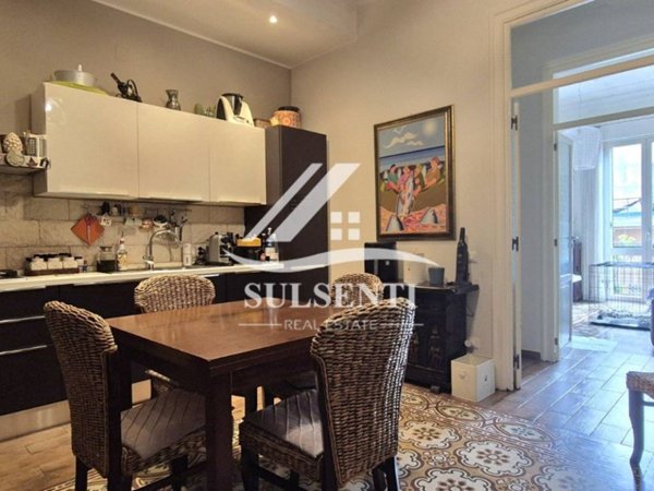 appartamento in vendita a Palermo in zona Malaspina/Palagonia