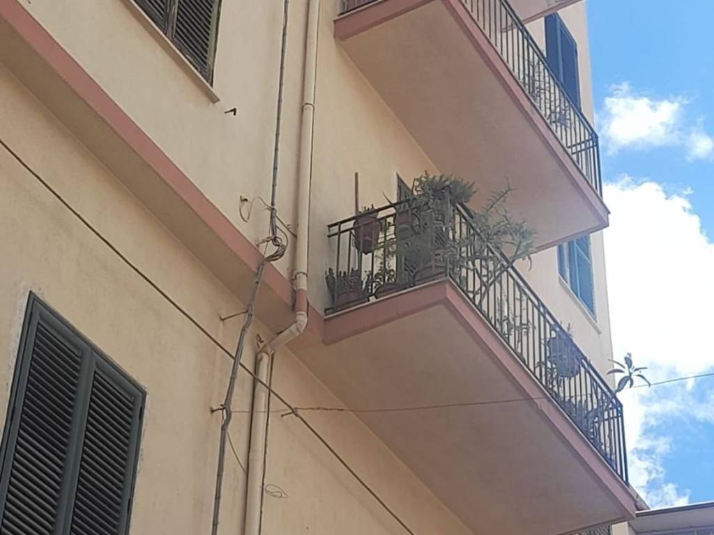 appartamento in vendita a Palermo in zona Zisa