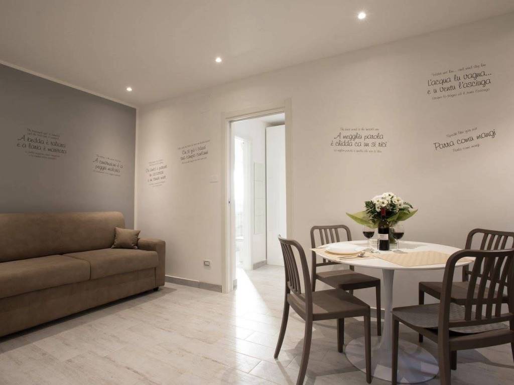 appartamento in vendita a Palermo in zona Centro storico