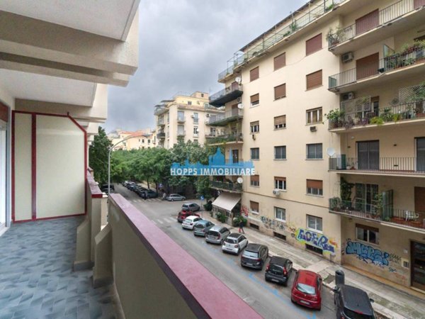 appartamento in vendita a Palermo in zona Libertà