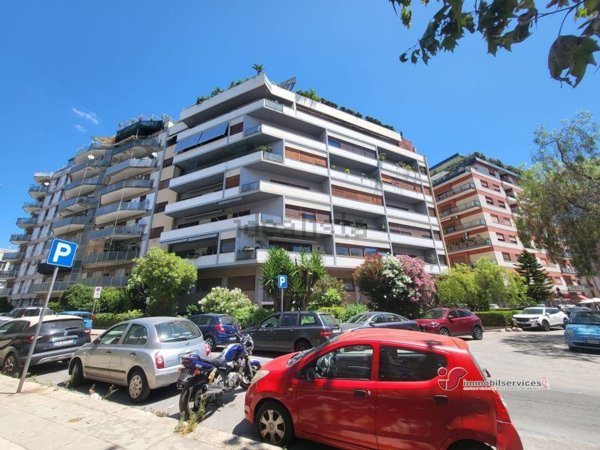 appartamento in vendita a Palermo in zona Libertà
