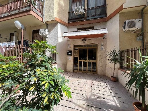 appartamento in vendita a Palermo in zona Calatafimi / Cuba