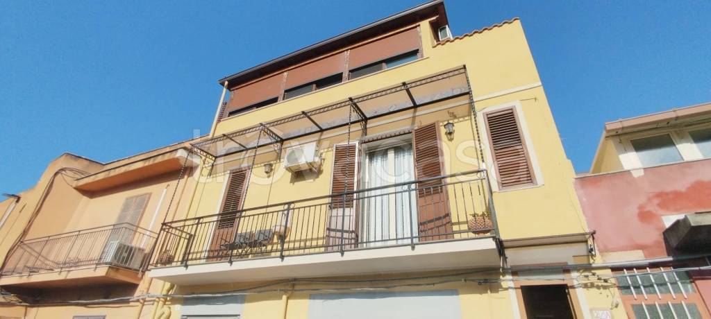 casa indipendente in vendita a Palermo in zona San Lorenzo