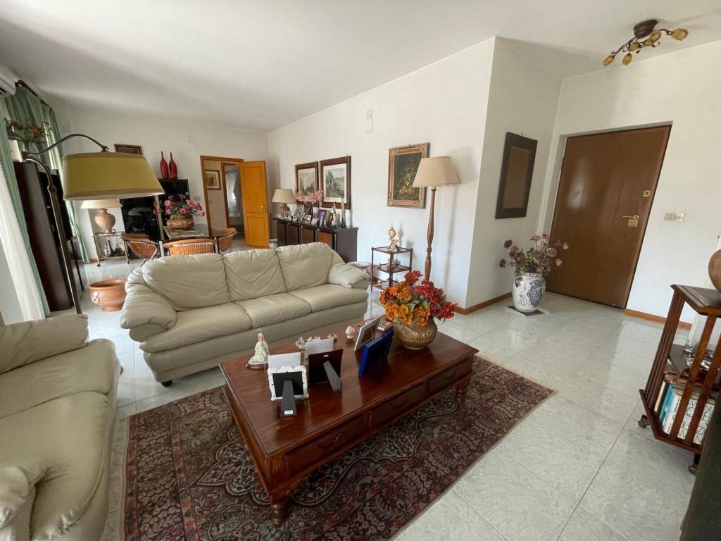 appartamento in vendita a Palermo in zona Calatafimi / Cuba