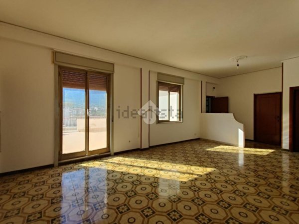 appartamento in vendita a Palermo in zona Chiavelli