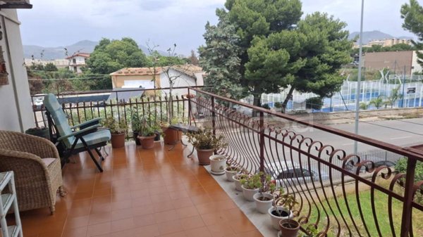 appartamento in vendita a Palermo in zona Villagrazia/Falsomiele