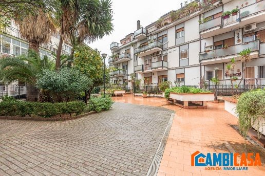 appartamento in vendita a Palermo in zona Uditore