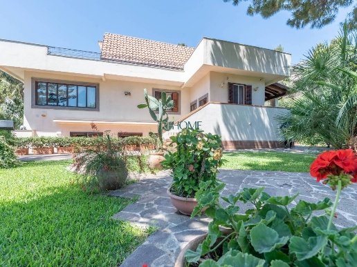 casa indipendente in vendita a Palermo in zona Addaura