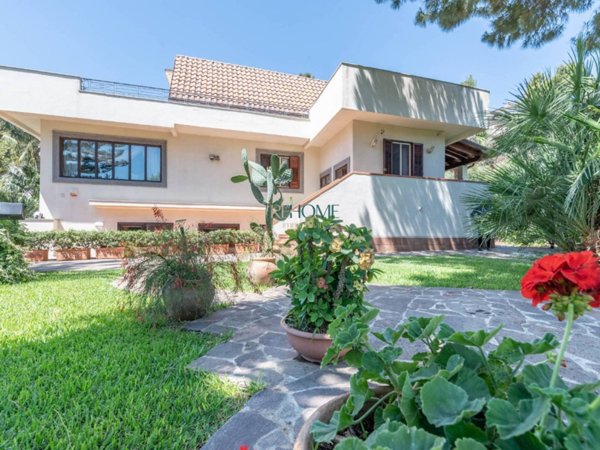 casa indipendente in vendita a Palermo in zona Sferracavallo