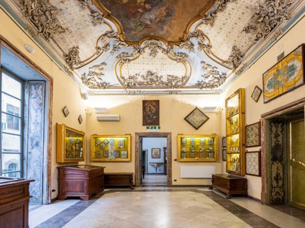 intera palazzina in vendita a Palermo in zona Centro storico