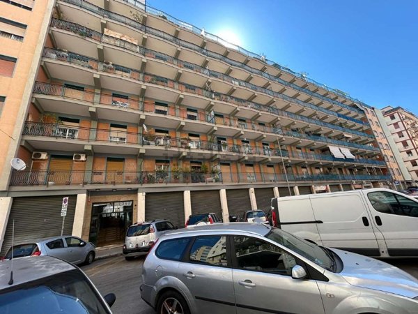 appartamento in vendita a Palermo in zona Acqua dei Corsari